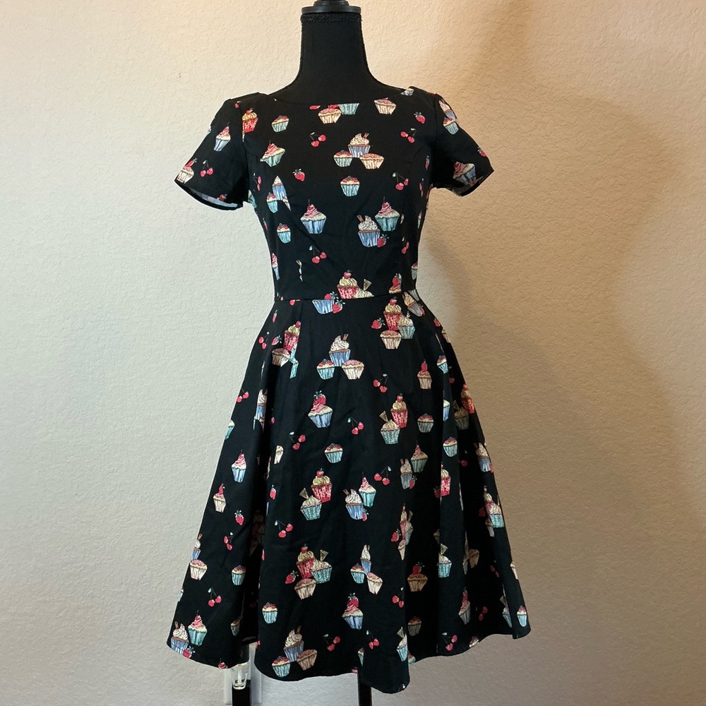 Eva Rose Black Floral Dress - Picture 2 of 7